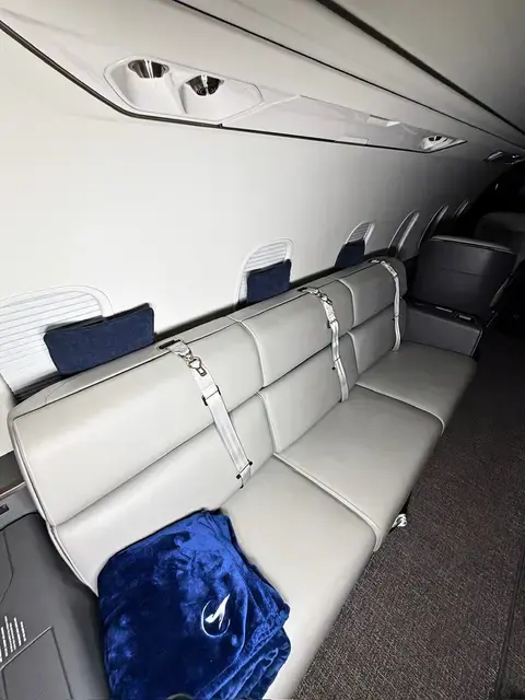 Bombardier Challenger 3500 detailed by Pristine Jets, photo 42 of 59