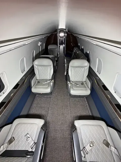 Bombardier Challenger 3500 detailed by Pristine Jets, photo 47 of 59