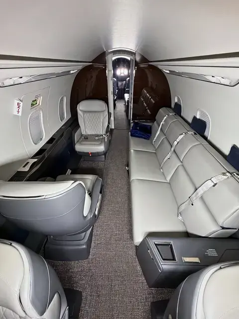Bombardier Challenger 3500 detailed by Pristine Jets, photo 49 of 59