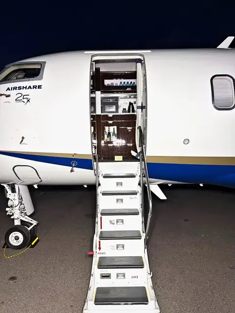 Bombardier Challenger 3500 detailed by Pristine Jets, photo 52 of 59