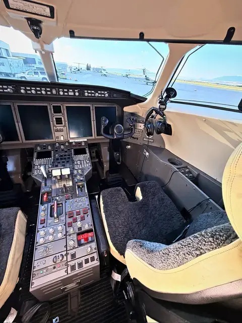Bombardier Challenger 3500 detailed by Pristine Jets, photo 53 of 59