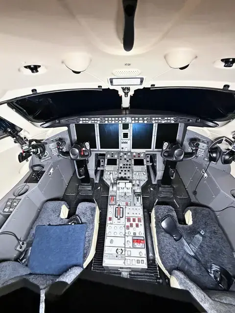 Bombardier Challenger 3500 detailed by Pristine Jets, photo 55 of 59
