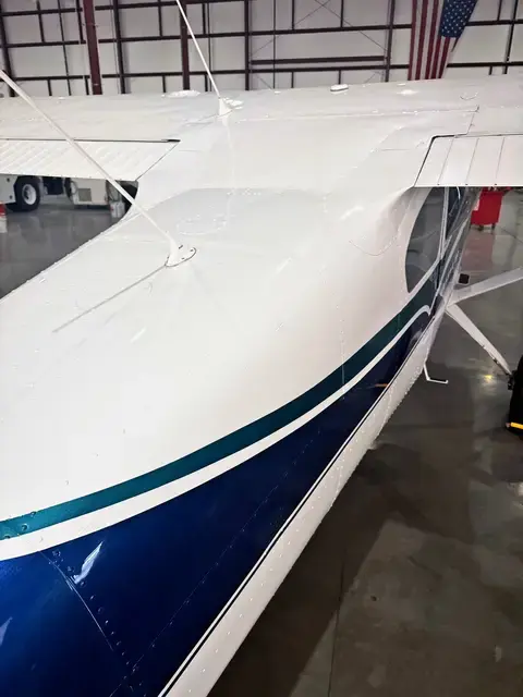 Cessna 180 (Teal/Navy) detailed by Pristine Jets, photo 12 of 36