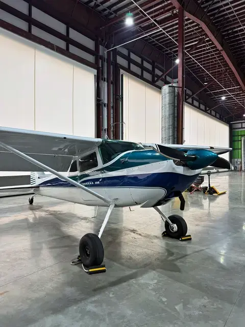 Cessna 180 (Teal/Navy) detailed by Pristine Jets, photo 27 of 36