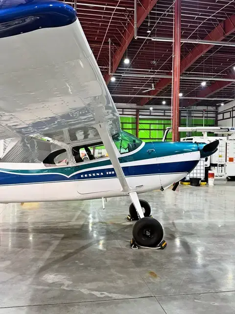 Cessna 180 (Teal/Navy) detailed by Pristine Jets, photo 31 of 36