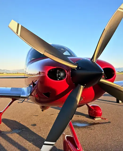 Cirrus SR22 (Red Carbon) detailed by Pristine Jets, photo 1 of 14