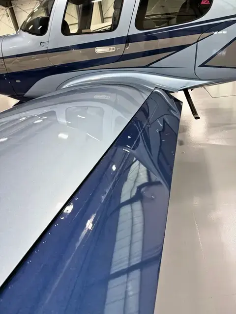 Cirrus SR22 (Silver/Navy) detailed by Pristine Jets, photo 21 of 45