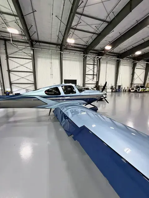 Cirrus SR22 (Silver/Navy) detailed by Pristine Jets, photo 42 of 45