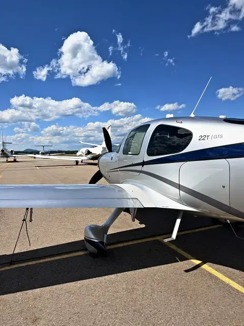 Cirrus SR22T GTS Platinum detailed by Pristine Jets, photo 15 of 40