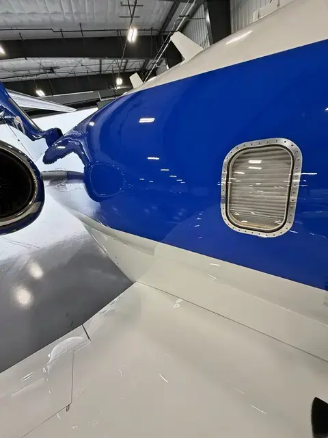 Embraer Phenom 300 detailed by Pristine Jets, photo 31 of 43