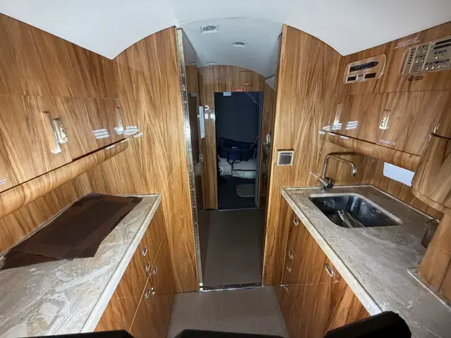 Gulfstream G450 detailed by Pristine Jets, photo 12 of 16