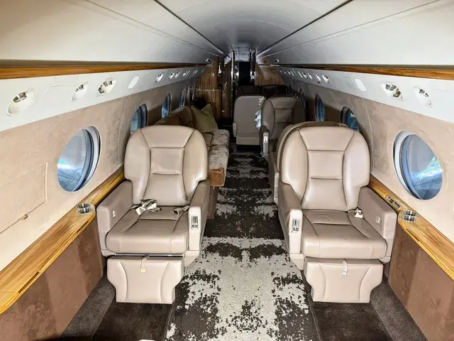 Gulfstream GIV detailed by Pristine Jets, photo 30 of 51