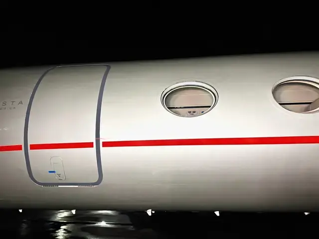 Gulfstream GV detailed by Pristine Jets, photo 14 of 50