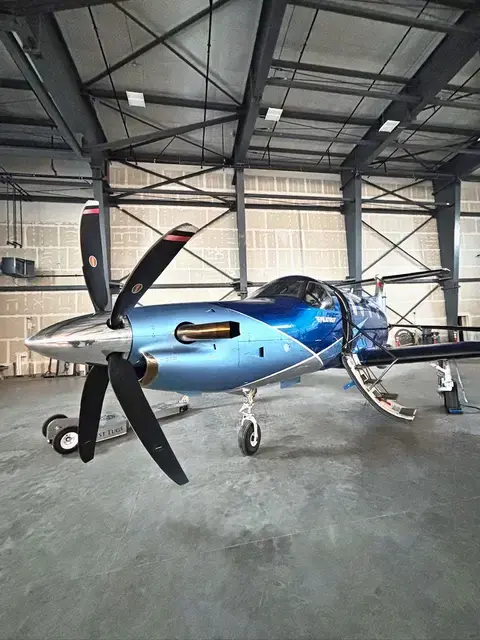 Pilatus PC-12 (Metallic Blue) detailed by Pristine Jets, photo 2 of 11