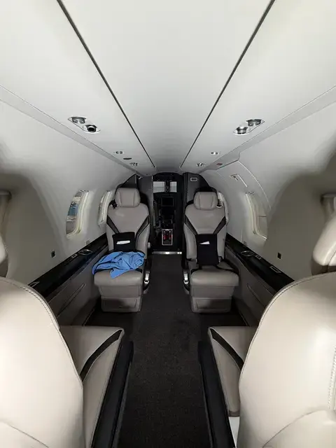 Pilatus PC-12 (Metallic Blue) detailed by Pristine Jets, photo 10 of 11