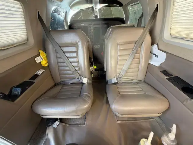 Piper Malibu Mirage detailed by Pristine Jets, photo 8 of 13